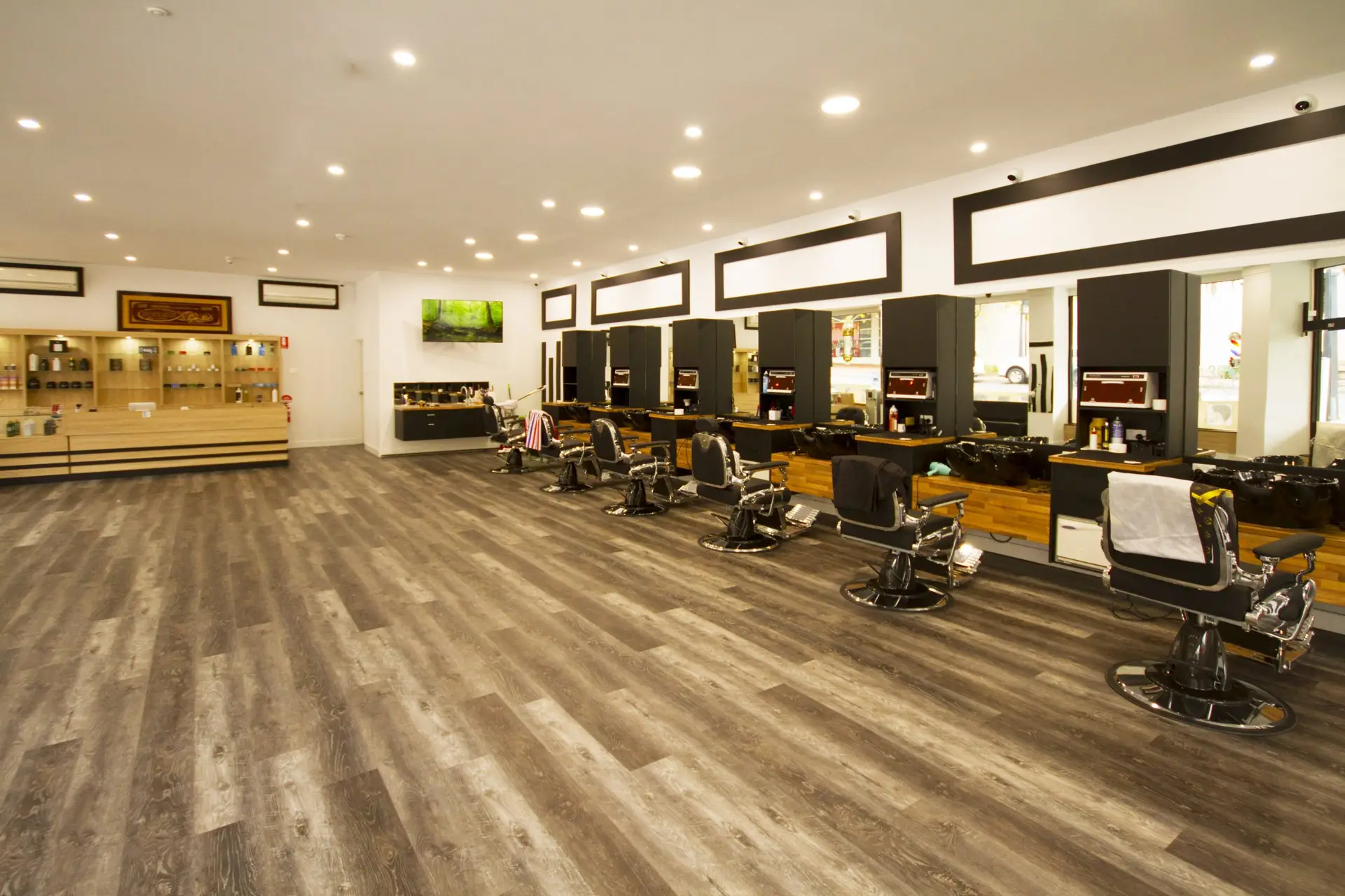 From classic cuts to modern fades and beard grooming, Tamadon Barbers offers professional men’s grooming services in Dandenong with precision, style and attention to detail.