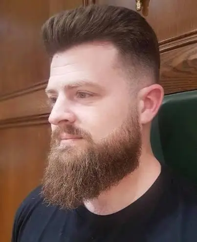Beard trim and lining 838019 - Tamadon Barbers Beard trim and lining - Regular - Tamadon barbers - Image 838019