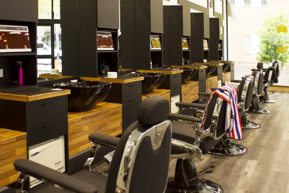 Face/Head Shave 756086 - Tamadon Barbers Face/Head Shave - Regular - Tamadon barbers - Image 756086