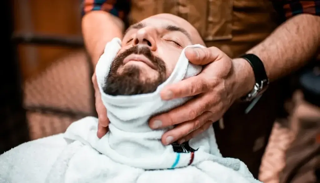 HOT TOWEL - Regular - Tamadon barbers - Image 234416